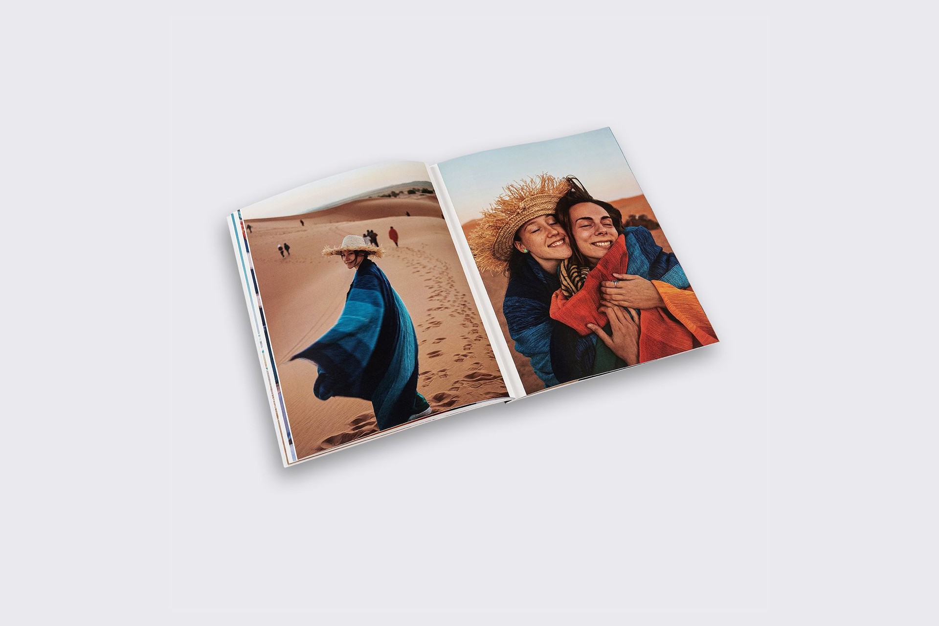 Вертикальная фотокнига в мягкой фотообложке